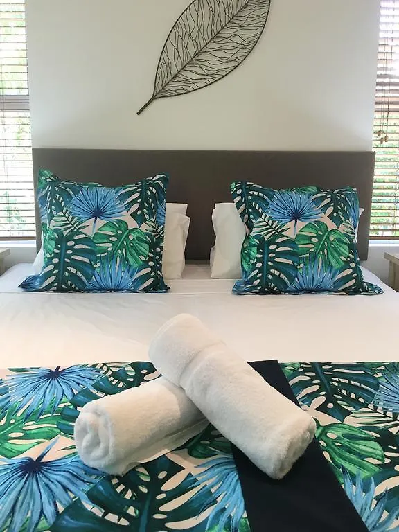 Cayman Villas Port Douglas