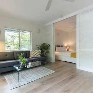 Apartment Ocean Palms